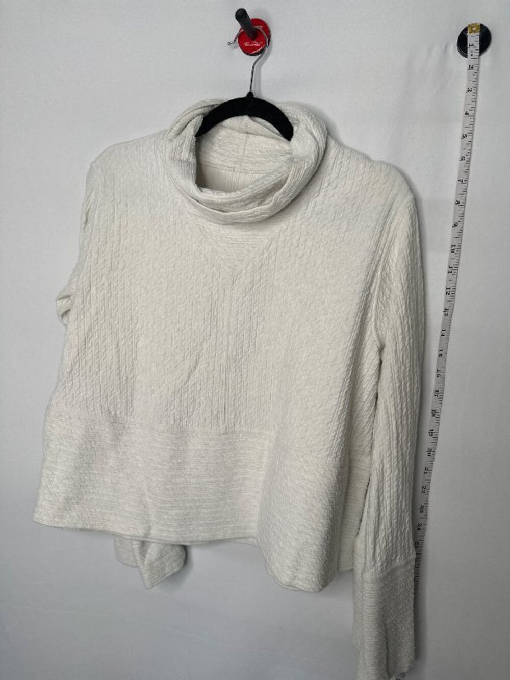 Lululemon Textured Cowl Neck Pullover Sweater Cream M Athleisure Cowl Neck
